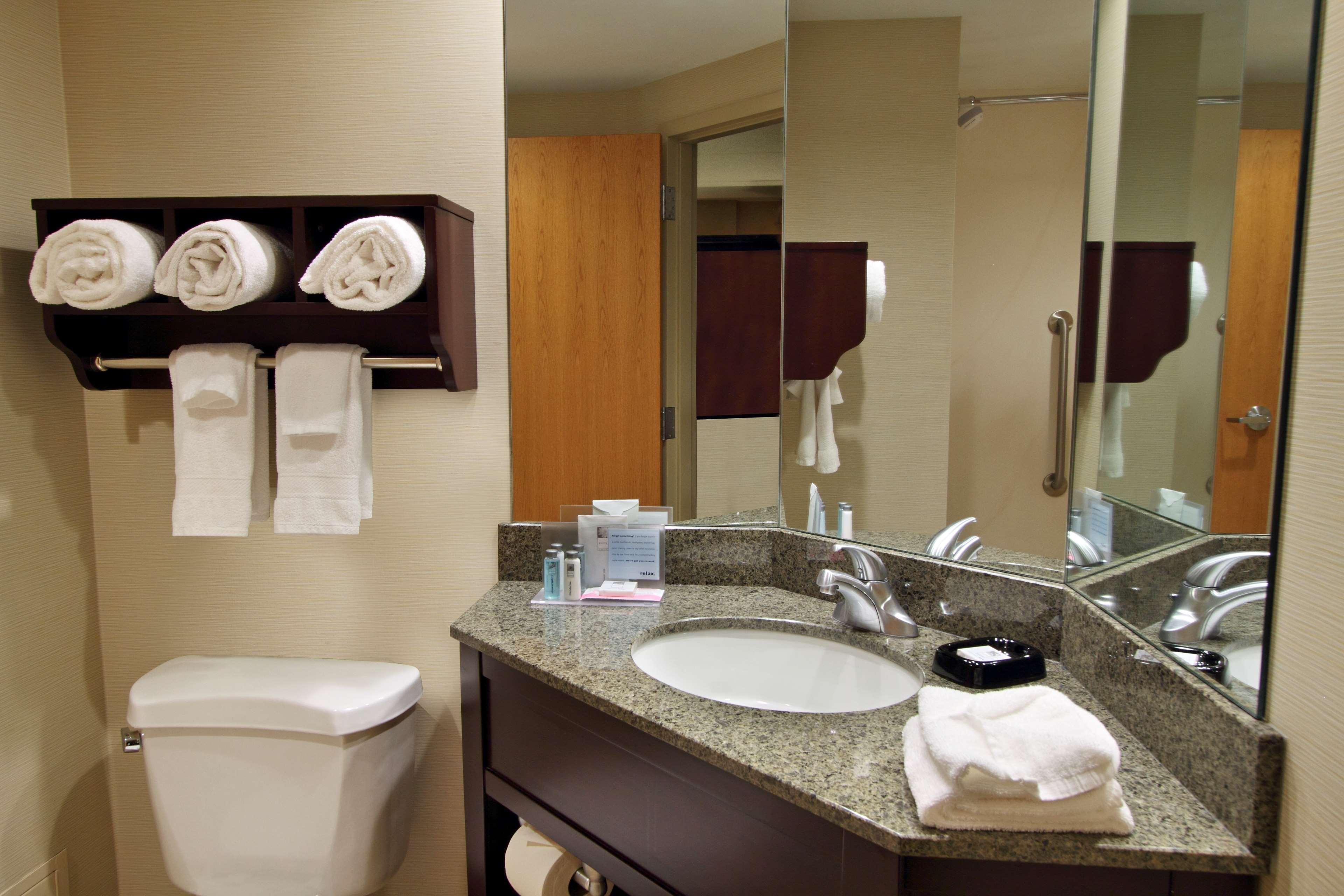 Hampton Inn Хейгерстаун Екстериор снимка