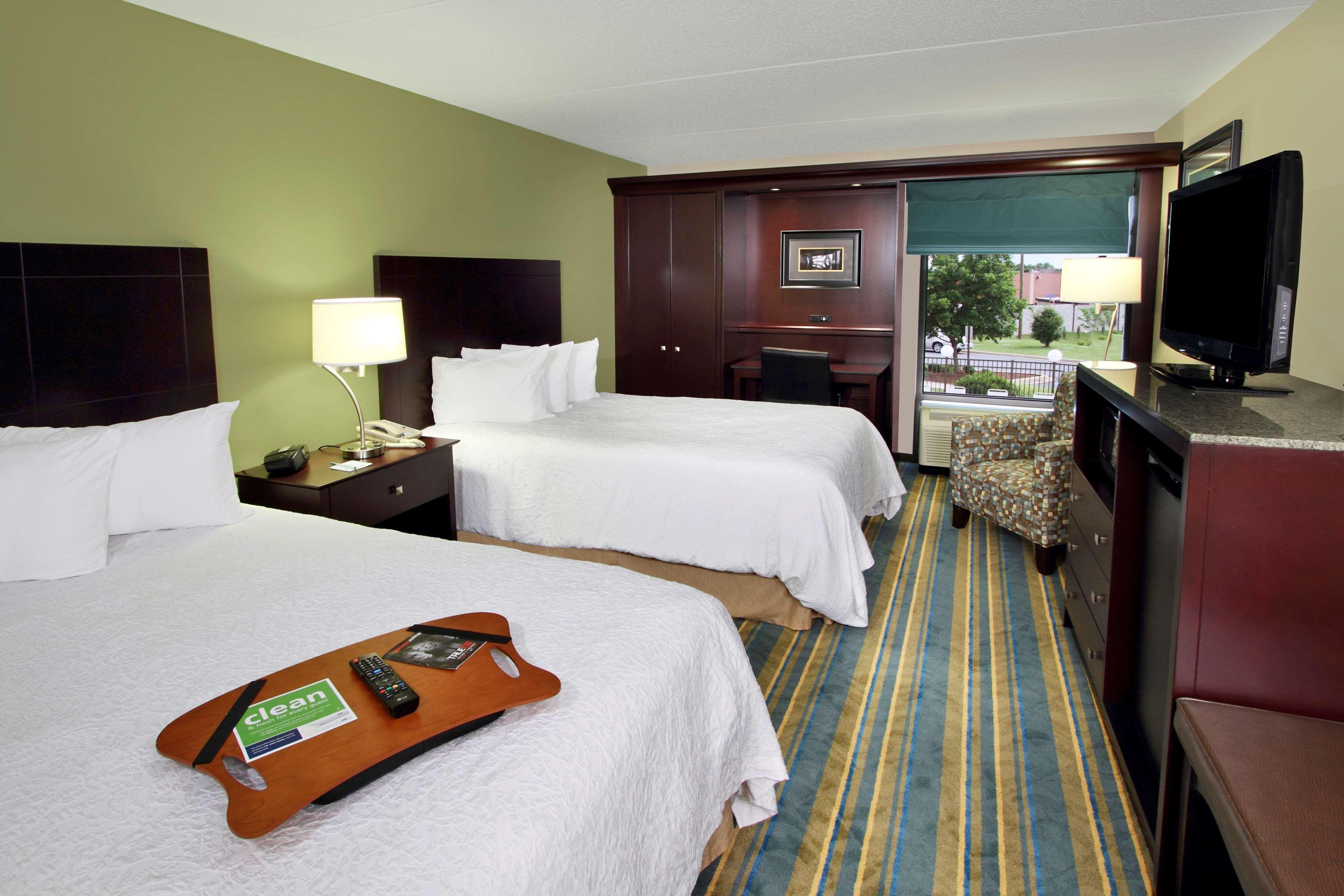 Hampton Inn Хейгерстаун Екстериор снимка