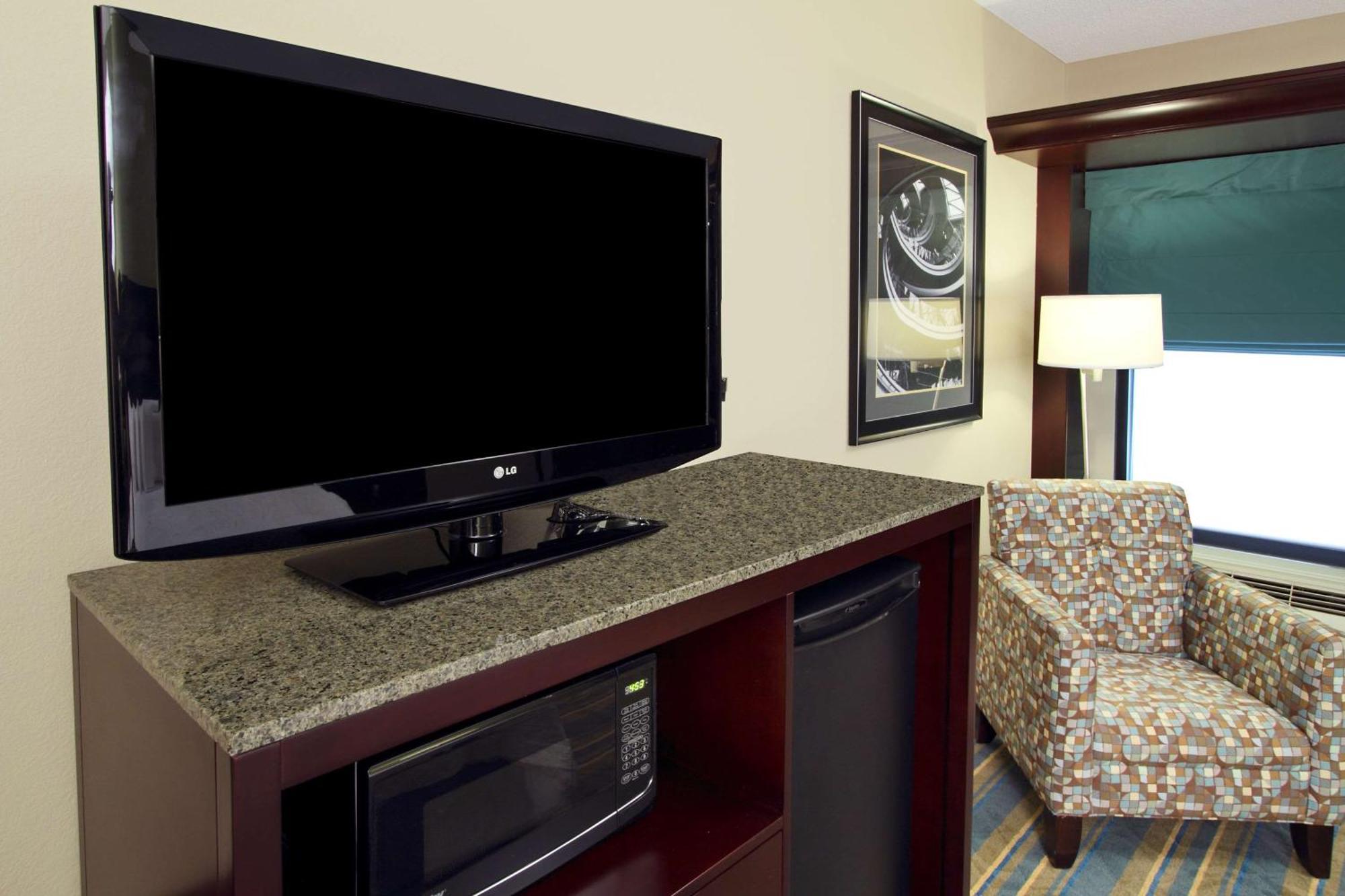 Hampton Inn Хейгерстаун Екстериор снимка