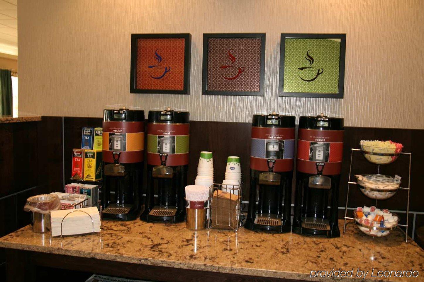 Hampton Inn Хейгерстаун Екстериор снимка